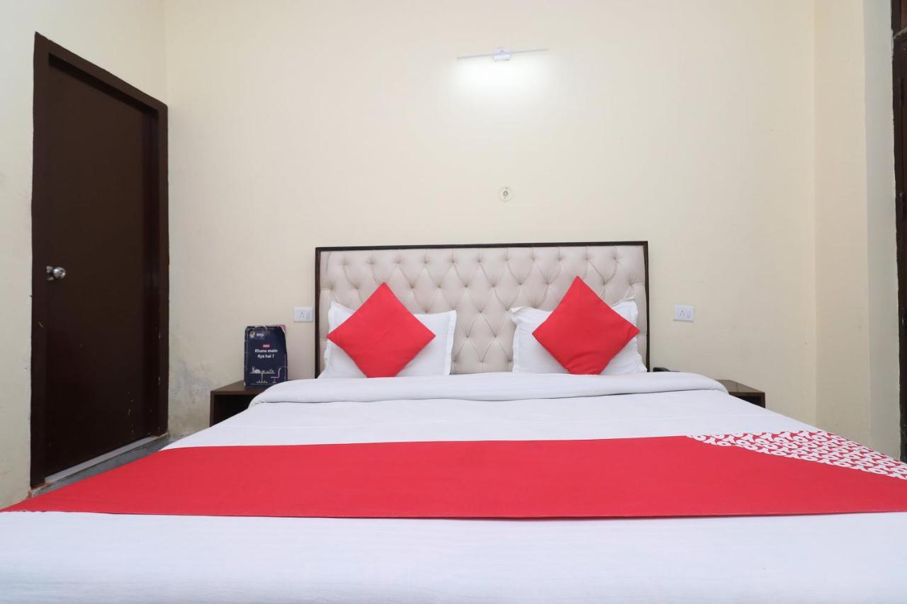 Oyo Hotel Ayaan Bareilly Exterior photo
